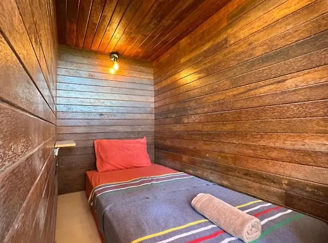 Penida Hills Hostel *